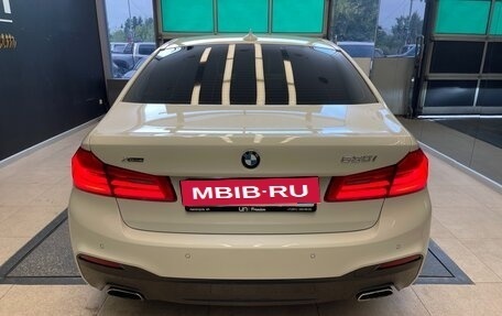 BMW 5 серия, 2019 год, 4 200 000 рублей, 6 фотография