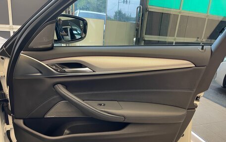 BMW 5 серия, 2019 год, 4 200 000 рублей, 19 фотография