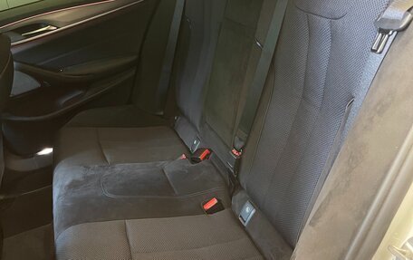 BMW 5 серия, 2019 год, 4 200 000 рублей, 22 фотография
