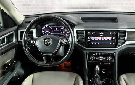 Volkswagen Teramont I, 2018 год, 3 750 000 рублей, 21 фотография