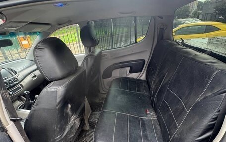 Mitsubishi L200 IV рестайлинг, 2007 год, 1 030 000 рублей, 15 фотография