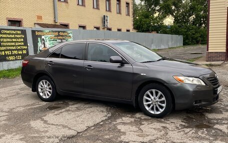 Toyota Camry, 2009 год, 880 000 рублей, 1 фотография