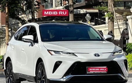 Toyota Venza, 2022 год, 2 500 855 рублей, 3 фотография
