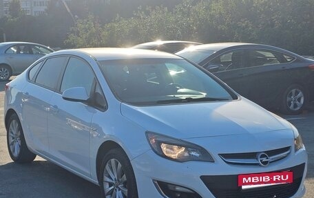 Opel Astra J, 2012 год, 850 000 рублей, 4 фотография