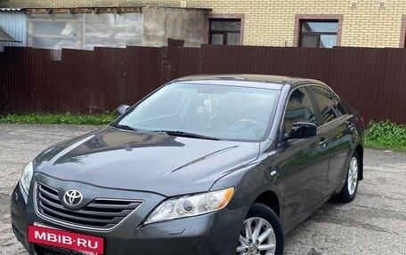 Toyota Camry, 2009 год, 880 000 рублей, 4 фотография