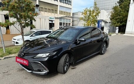 Toyota Camry, 2023 год, 3 470 000 рублей, 3 фотография