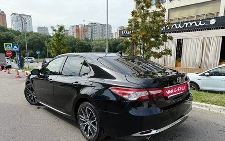 Toyota Camry, 2023 год, 3 470 000 рублей, 5 фотография