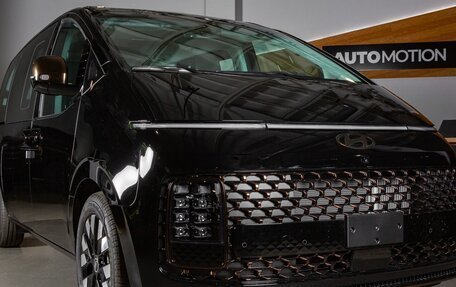 Hyundai Staria, 2025 год, 10 498 000 рублей, 2 фотография
