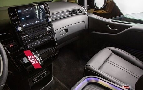 Hyundai Staria, 2025 год, 10 498 000 рублей, 15 фотография