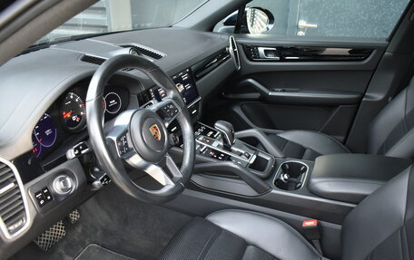 Porsche Cayenne III, 2021 год, 9 990 000 рублей, 13 фотография