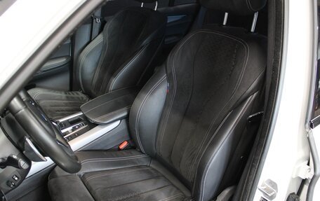 BMW X5, 2018 год, 5 500 000 рублей, 16 фотография