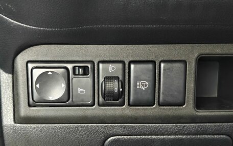 Nissan Note II рестайлинг, 2011 год, 650 000 рублей, 15 фотография