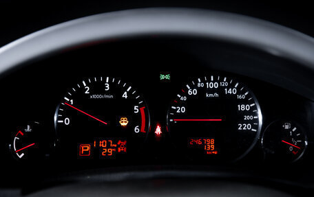 Nissan Pathfinder, 2012 год, 1 370 000 рублей, 15 фотография