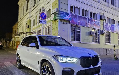 BMW X5, 2021 год, 7 010 000 рублей, 2 фотография