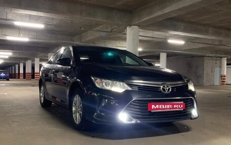 Toyota Camry, 2017 год, 1 800 000 рублей, 3 фотография