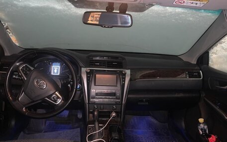 Toyota Camry, 2017 год, 1 800 000 рублей, 12 фотография