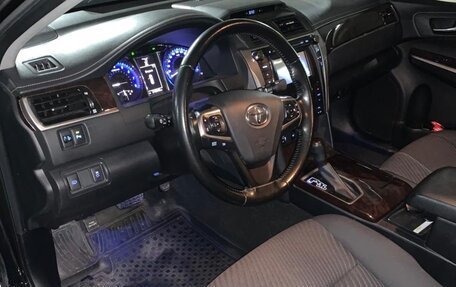 Toyota Camry, 2017 год, 1 800 000 рублей, 14 фотография