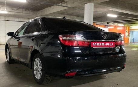 Toyota Camry, 2017 год, 1 800 000 рублей, 10 фотография