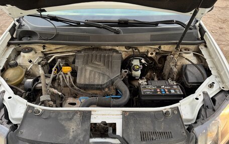 Renault Logan II, 2018 год, 660 000 рублей, 17 фотография