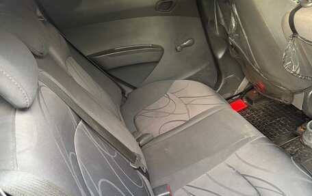 Chevrolet Spark III, 2013 год, 620 000 рублей, 2 фотография
