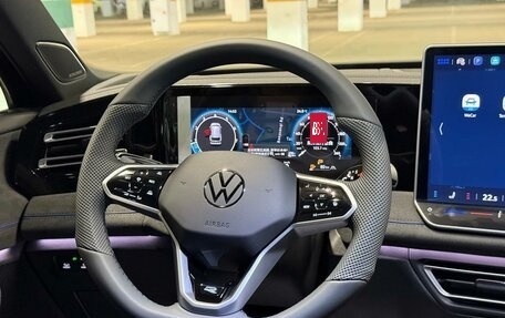 Volkswagen Tiguan, 2025 год, 4 600 000 рублей, 15 фотография