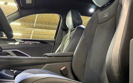 Volkswagen Tiguan, 2025 год, 4 600 000 рублей, 22 фотография