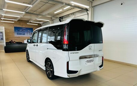 Honda Stepwgn IV, 2016 год, 2 299 900 рублей, 4 фотография