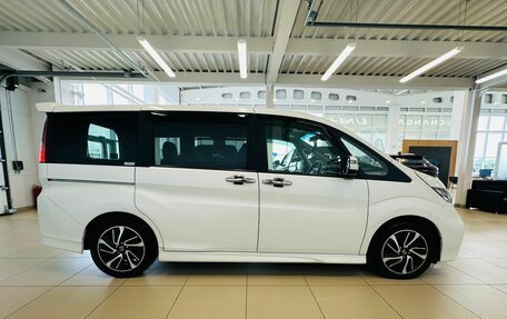 Honda Stepwgn IV, 2016 год, 2 299 900 рублей, 7 фотография
