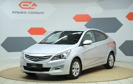 Hyundai Solaris II рестайлинг, 2016 год, 990 000 рублей, 1 фотография