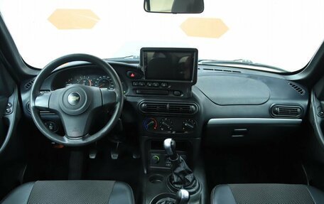 Chevrolet Niva I рестайлинг, 2012 год, 520 000 рублей, 11 фотография