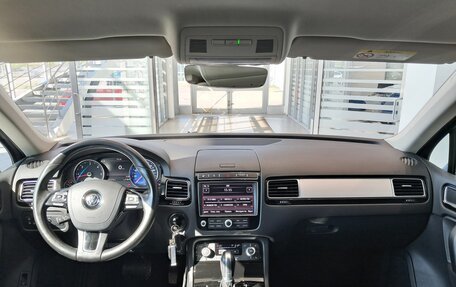 Volkswagen Touareg III, 2017 год, 3 149 000 рублей, 17 фотография