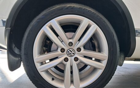Volkswagen Touareg III, 2017 год, 3 149 000 рублей, 22 фотография