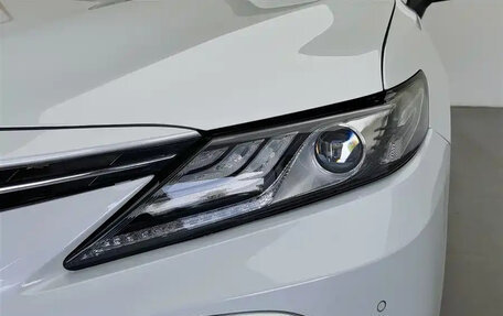 Toyota Camry, 2021 год, 2 400 000 рублей, 7 фотография