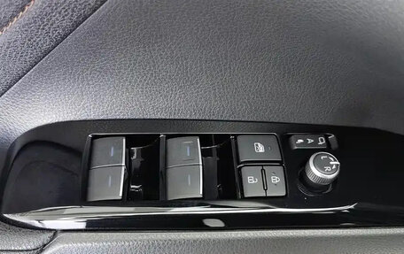 Toyota Camry, 2021 год, 2 400 000 рублей, 9 фотография