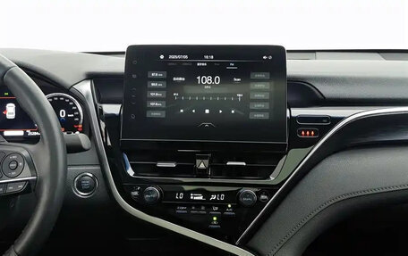 Toyota Camry, 2021 год, 2 400 000 рублей, 12 фотография