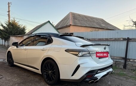 Toyota Camry, 2021 год, 4 500 000 рублей, 12 фотография