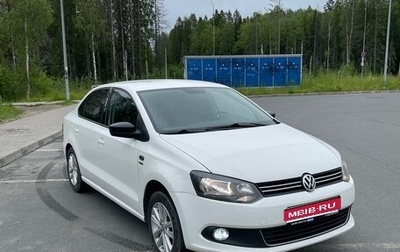 Volkswagen Polo VI (EU Market), 2013 год, 715 000 рублей, 1 фотография