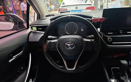 Toyota Corolla, 2022 год, 1 640 000 рублей, 15 фотография