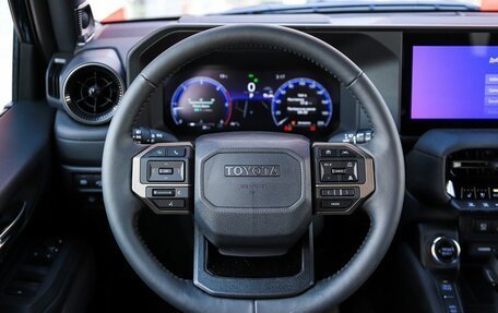 Toyota Land Cruiser Prado, 2024 год, 11 090 000 рублей, 14 фотография