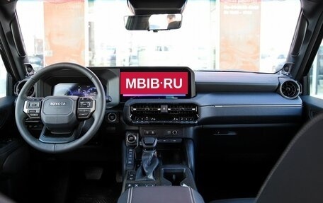 Toyota Land Cruiser Prado, 2024 год, 11 090 000 рублей, 12 фотография