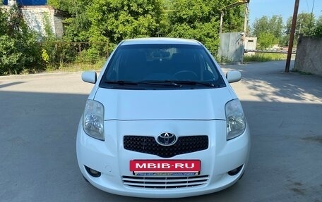 Toyota Yaris III рестайлинг, 2008 год, 445 000 рублей, 12 фотография