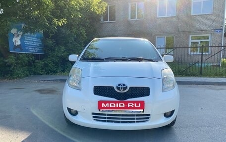 Toyota Yaris III рестайлинг, 2008 год, 445 000 рублей, 8 фотография