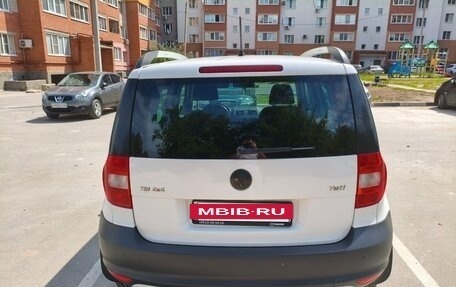 Skoda Yeti I рестайлинг, 2013 год, 1 100 000 рублей, 3 фотография