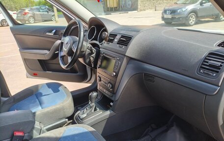 Skoda Yeti I рестайлинг, 2013 год, 1 100 000 рублей, 17 фотография