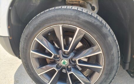 Skoda Yeti I рестайлинг, 2013 год, 1 100 000 рублей, 18 фотография