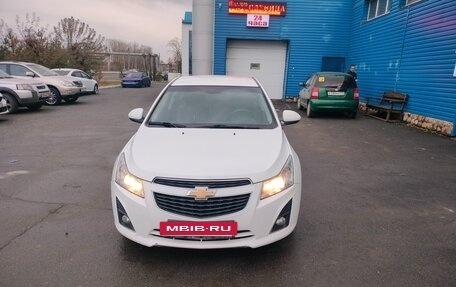 Chevrolet Cruze II, 2013 год, 687 000 рублей, 2 фотография