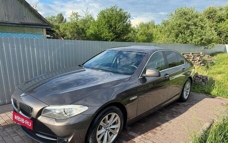 BMW 5 серия, 2012 год, 1 800 000 рублей, 4 фотография