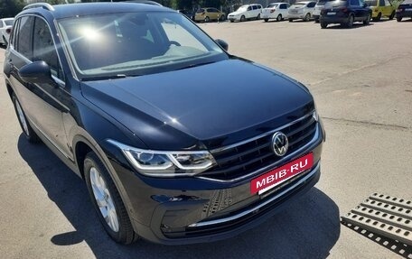 Volkswagen Tiguan II, 2021 год, 3 400 000 рублей, 5 фотография