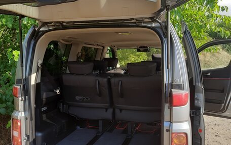 Nissan Elgrand III, 2006 год, 1 100 000 рублей, 7 фотография