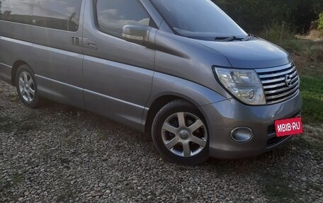 Nissan Elgrand III, 2006 год, 1 100 000 рублей, 3 фотография